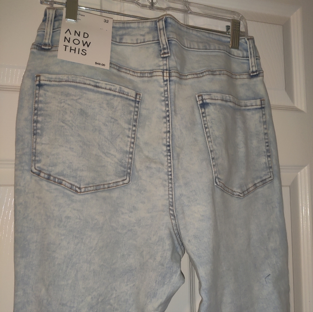 Flared Slit-Leg Jean - Picture 4 of 4